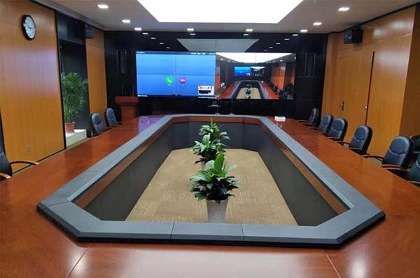 <b>疫情来了怎么办？？？？？？智能远程聚会系统来资助！</b>